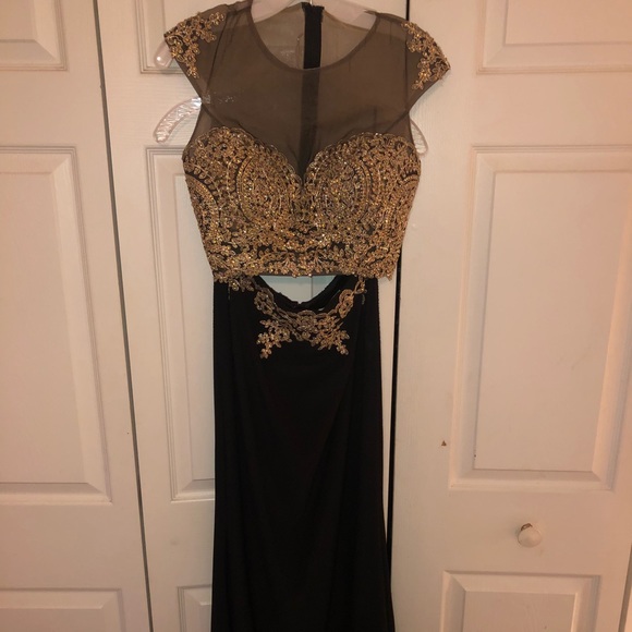 Two piece embroidered prom dress from David Bridal - Picture 2 of 8